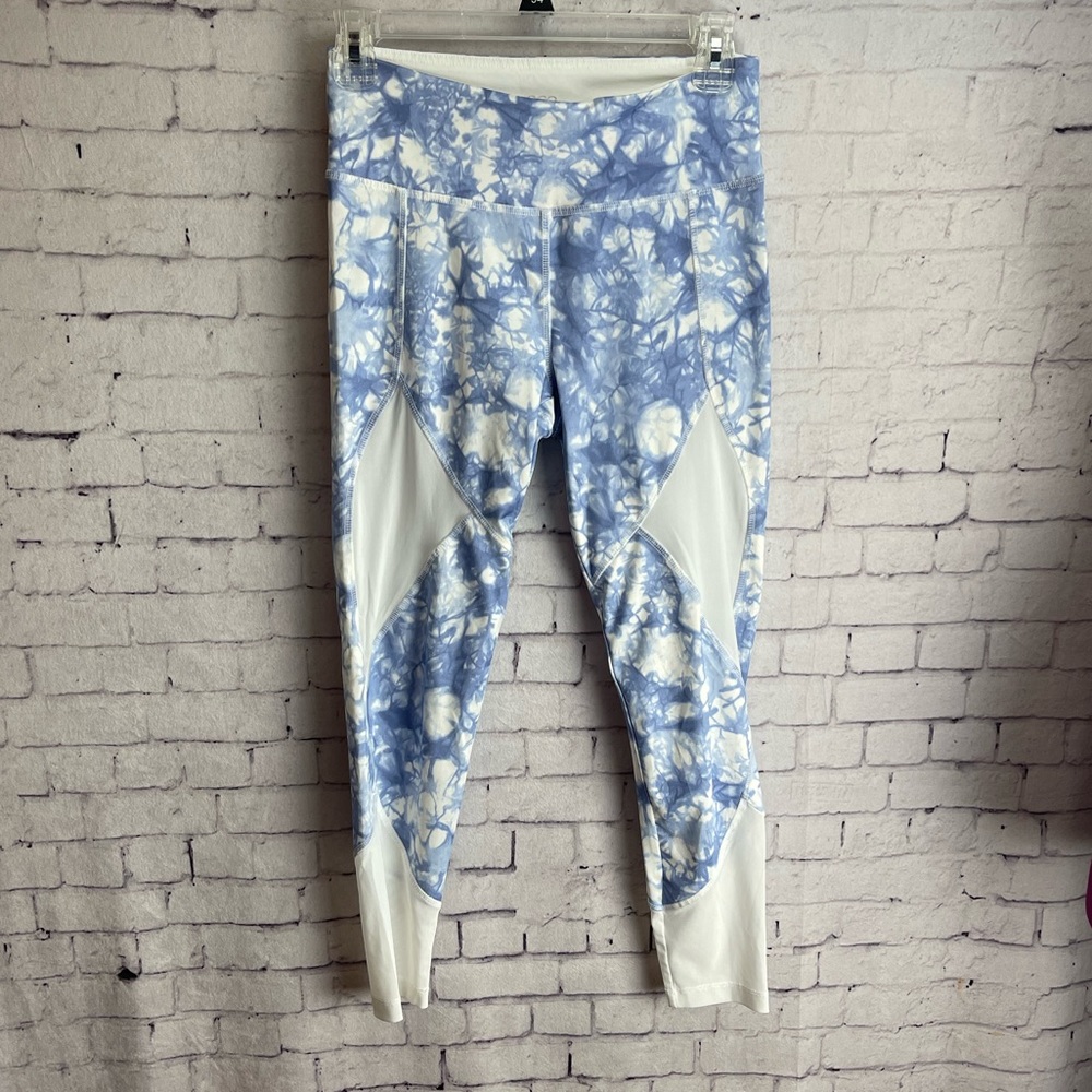 Vogo Athletic size small blue and white tie dye leggings